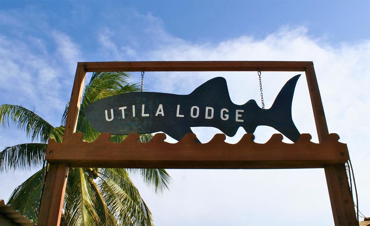 Utila Lodge Екстериор снимка